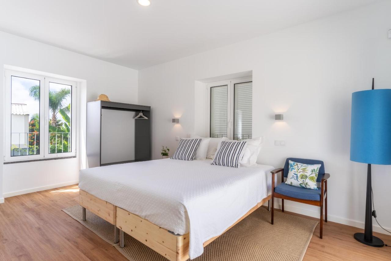 Casa Amarela Apartments - By Casas Na Ilha กามารา ดิ โลบุช ภายนอก รูปภาพ